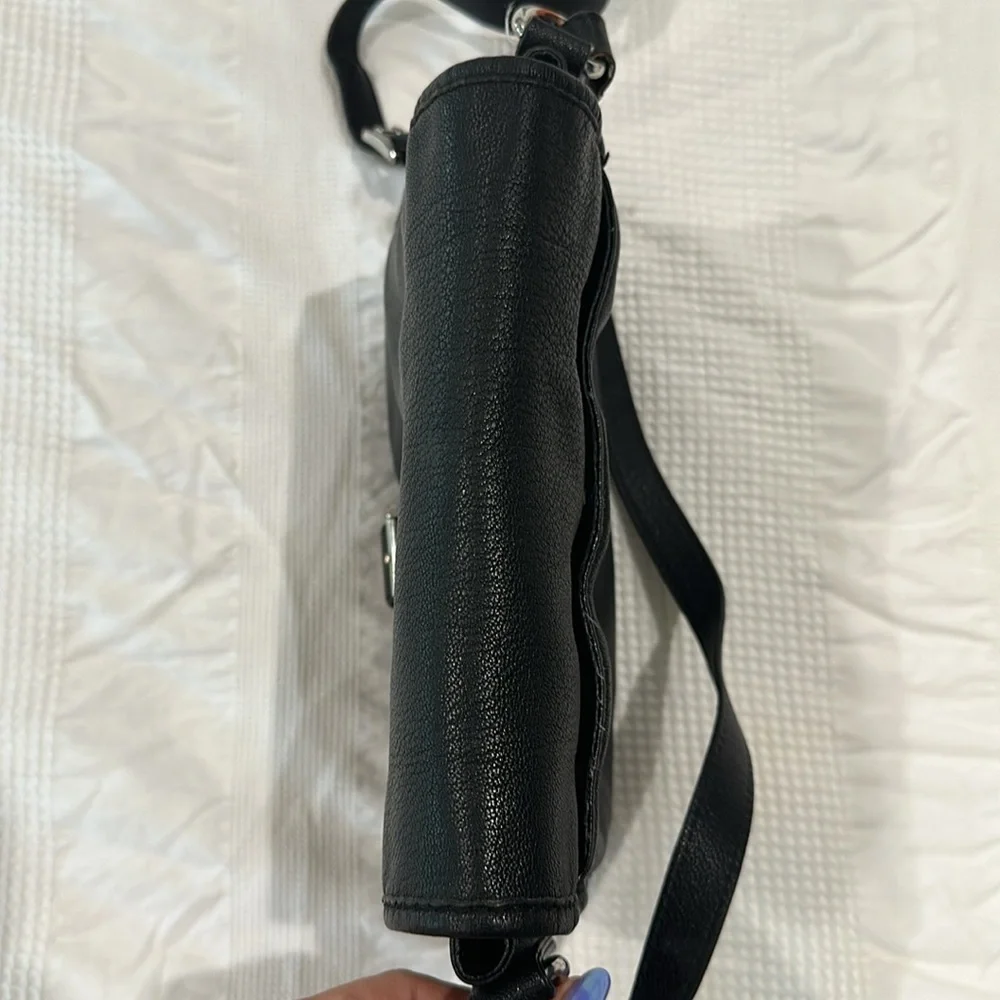 Michael Kors black leather shoulder bag